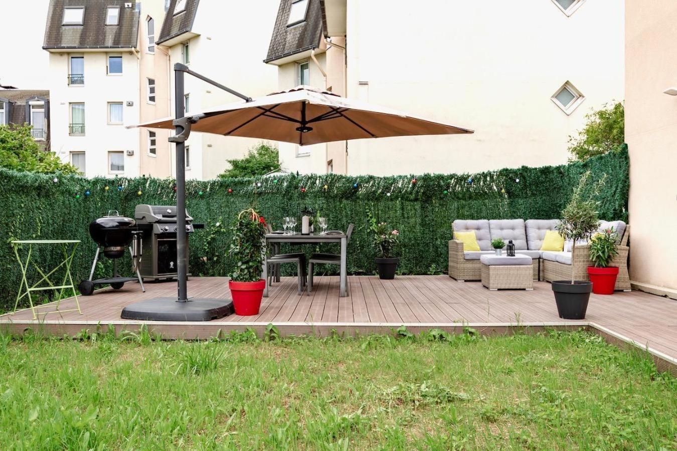 Charmant Refuge Avec Jardin, A 6 Minutes A Pied Du Metro Creteil L Echat-Lovely Retreat With Garden, Located A 6-Minute Walk From Creteil L Echat Metro Station Zewnętrze zdjęcie