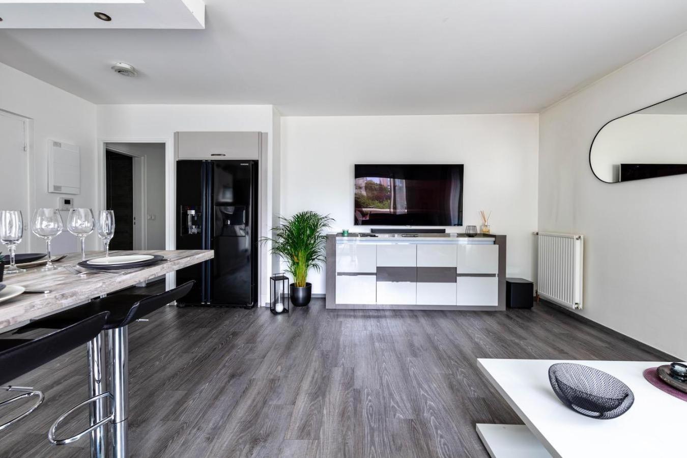 Charmant Refuge Avec Jardin, A 6 Minutes A Pied Du Metro Creteil L Echat-Lovely Retreat With Garden, Located A 6-Minute Walk From Creteil L Echat Metro Station Zewnętrze zdjęcie