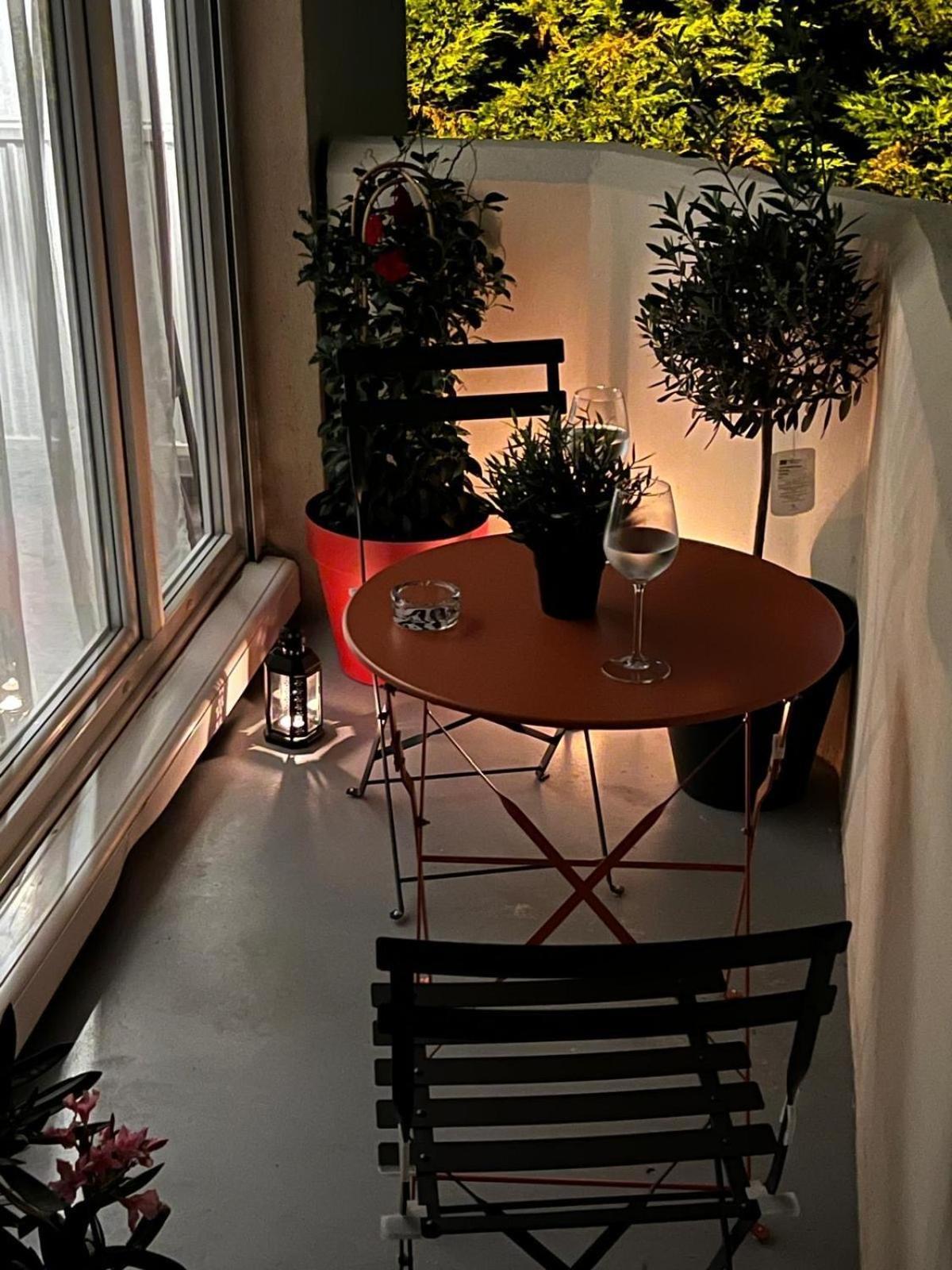 Charmant Refuge Avec Jardin, A 6 Minutes A Pied Du Metro Creteil L Echat-Lovely Retreat With Garden, Located A 6-Minute Walk From Creteil L Echat Metro Station Zewnętrze zdjęcie
